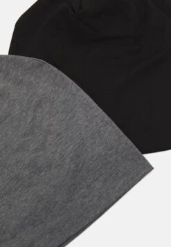 Pier One 2 Pack UnisexBerrettoBlack/Grey Donna Cappelli E Foulard PI954P00S-Q11 -Negozio online Pier One Italia 017cc59c74bf40c8b64c04d70871c962