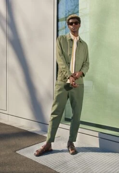 Pier One UnisexSandaliCognac Uomo Scarpe Aperte PI912G01C-O12 10 Pier One UnisexSandaliCognac Uomo Scarpe Aperte PI912G01C-O12 -Negozio online Pier One Italia 066833d3c460455297c99665a1fc1ebf