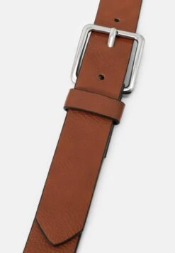 Pier One 2 PackCintura802Black_708Cognac Uomo Cinture PI954D01G-Q11 -Negozio online Pier One Italia 069d6e3e9f794d2e8e9175d87042287e