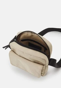 Pier One Unisex - Borsa A Tracolla - Beige -Negozio online Pier One Italia 0a8cbe487a3f46219ecba76fe3fcfaab