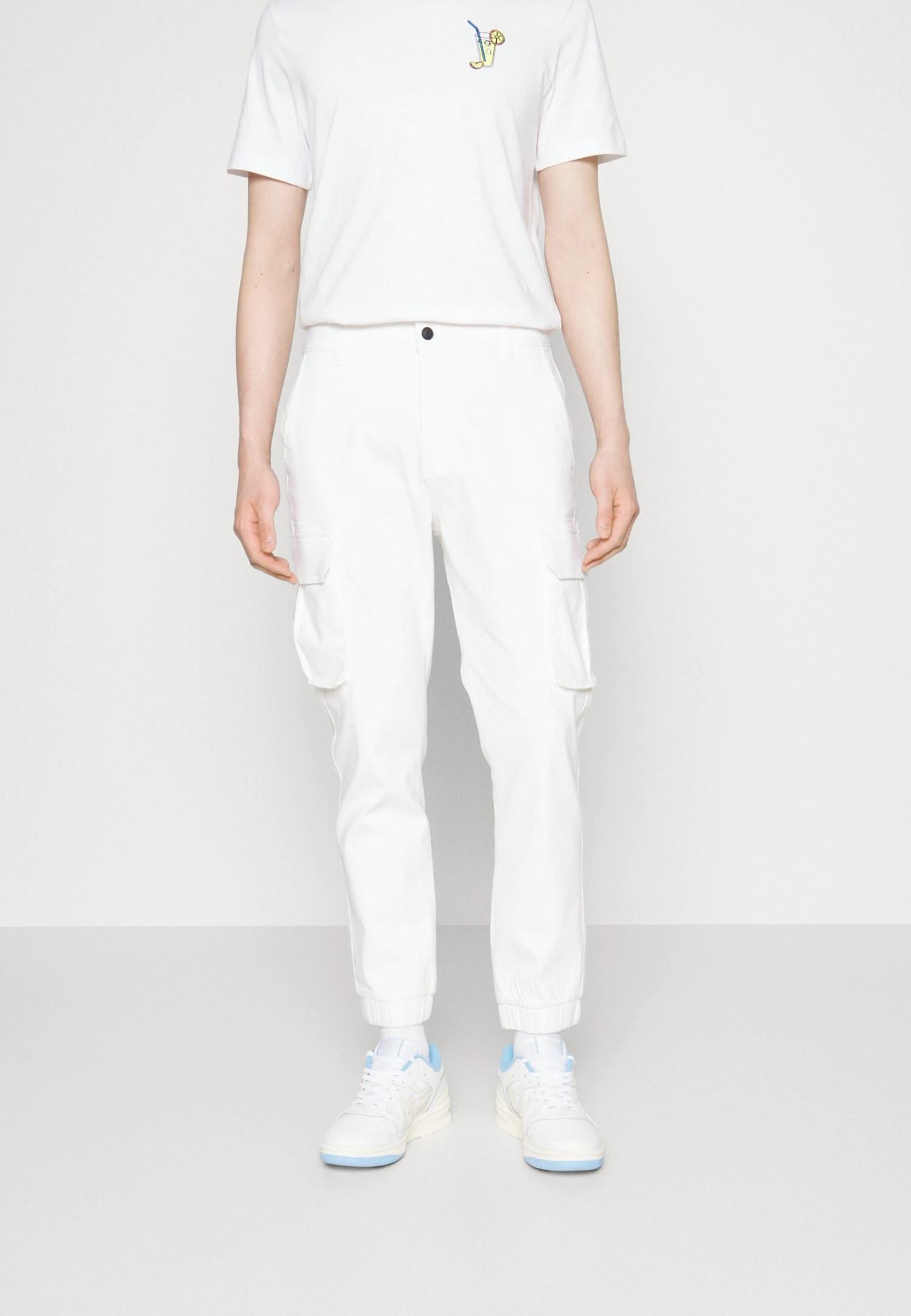 Pier One Cuffed Skinny Trouser Pantaloni CargoWhite Uomo Pantaloni YO122E01H-A11 1 Pier One Cuffed Skinny Trouser Pantaloni CargoWhite Uomo Pantaloni YO122E01H-A11
