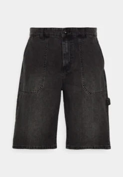 Pier One Regular Fit CarpenterShorts Di Jeans Black Uomo Jeans PI922F05C-Q11 -Negozio online Pier One Italia 0f441c1e70184b8f9e44936458fd2a17 scaled