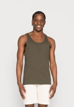 Pier One 5PackTopWhite / Mottled Grey / Lack Uomo T-shirt E Polo PI922O0V7-A12 -Negozio online Pier One Italia 0f66e214c1b548f7b4abbb1dc70bf19f