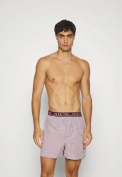 Pier One Boxer- Red/Black 7 Pier One Boxer- Red/Black -Negozio online Pier One Italia 0ff5b9c51d78403db9ef723e1cd902b4
