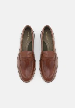 Pier One Leather - Scarpe Senza Lacci - Brown -Negozio online Pier One Italia 129b1c399416461eb35b8196992a659b