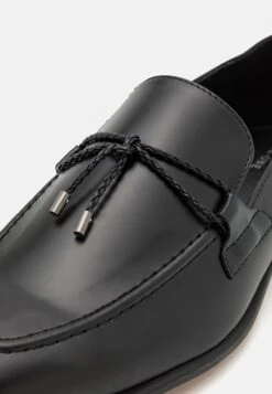 Pier One Scarpe Senza LacciBlack Uomo Scarpe Basse PI912C0BU-Q11 -Negozio online Pier One Italia 14a83ed1dcb34ceab7572954db278b50