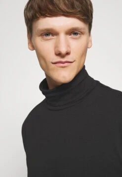 Pier One 3 PackMaglietta A Manica LungaBlack/Dark Grey/White Uomo T-shirt E Polo PI922O0UL-Q11 -Negozio online Pier One Italia 1d9714bde2024c129eaef64f0e546470