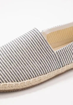 Pier One Rena Espadrille Unisex - Espadrillas - White/Blue -Negozio online Pier One Italia 1e1a9a54fd374424970c6282fecccbe4 scaled