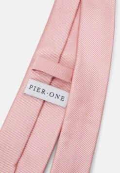 Pier One SetAltri AccessoriPink Uomo Cravatte E Accessori PI952R03D-J11 -Negozio online Pier One Italia 246c81b9ed00498a9ccc52c7de314683
