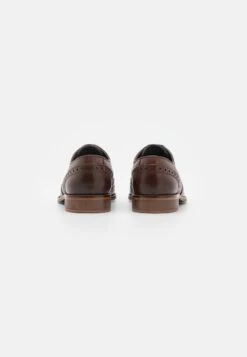 Pier One LeatherStringateBrown Uomo Scarpe Eleganti PI912M0E5-O11 -Negozio online Pier One Italia 25176c3bc9814655a09163cd22429032