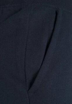 Pier One Pantaloni SportiviDark Blue Uomo Pantaloni Sportivi E Joggers PI922E03I-K12 12 Pier One Pantaloni SportiviDark Blue Uomo Pantaloni Sportivi E Joggers PI922E03I-K12 -Negozio online Pier One Italia 294db40ee19a4243baaf7eba5a969a82