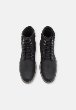 Pier One Stivaletti StringatiBlack Uomo Stivaletti/Stivali PI912K0BN-Q11 -Negozio online Pier One Italia 2ca846ce18034a84a6254a11184e44b3