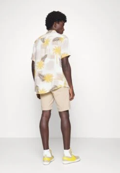 Pier One 2 PackShorts Dark Blue/Tan Uomo Bermuda PI922F04R-K11 -Negozio online Pier One Italia 2da84bf7400144ac9ebc4ca05fbe926a