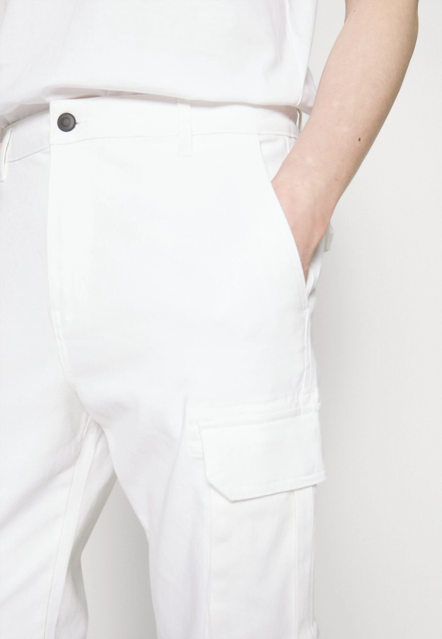 Pier One Cuffed Skinny Trouser Pantaloni CargoWhite Uomo Pantaloni YO122E01H-A11 5 Pier One Cuffed Skinny Trouser Pantaloni CargoWhite Uomo Pantaloni YO122E01H-A11 - immagine 5