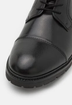 Pier One Stivaletti StringatiBlack Uomo Stivaletti/Stivali PI912K0C7-Q11 -Negozio online Pier One Italia 3290f67bd0a645e2a0e9304479ad3b9a