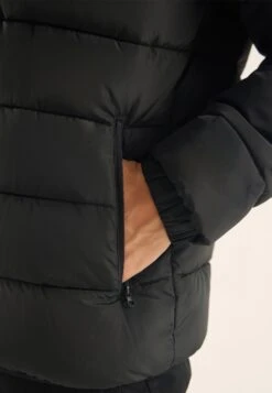 Pier One Giacca Da Mezza StagioneBlack Uomo Giacche PI922T04U-Q11 -Negozio online Pier One Italia 34f9a317d703405daf75eaca9884a3a2