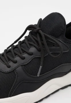 Pier One UnisexSneakers BasseBlack Donna Sneakers PI915O00M-Q11 11 Pier One UnisexSneakers BasseBlack Donna Sneakers PI915O00M-Q11 -Negozio online Pier One Italia 36cbe66cb08a40fbabcf0b96746d0e15 scaled