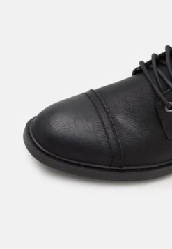 Pier One Stivaletti StringatiBlack Uomo Stivaletti/Stivali PI912K0B2-Q11 -Negozio online Pier One Italia 37fea401e196467a98b945c96afb6dcf