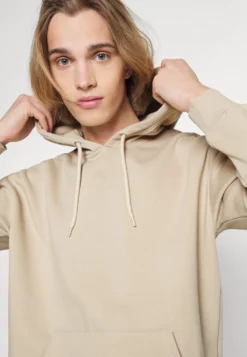 Pier One 2 PackFelpa Con CappuccioBlack/ Beige Uomo Maglieria E Felpe PI922S0AA-Q12 -Negozio online Pier One Italia 38d560e2e414425eba2a9e3bc3bb8f03 scaled