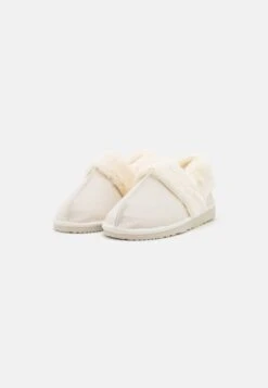 Pier One PantofoleWhite Donna Pantofole PI911D000-A11 -Negozio online Pier One Italia 3d24649a22144e62b50d5c178dda582a