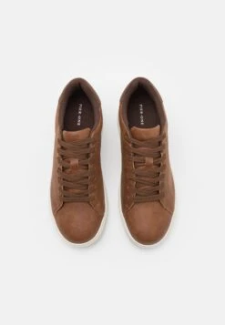 Pier One UnisexSneakers BasseCognac Donna Sneakers PI915O02S-O11 -Negozio online Pier One Italia 4255542b254043c59f79012041804d27