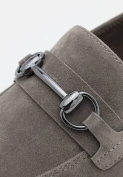 Pier One Mocassini ElegantiGrey Uomo Scarpe Eleganti PI912C0A1-C11 11 Pier One Mocassini ElegantiGrey Uomo Scarpe Eleganti PI912C0A1-C11 -Negozio online Pier One Italia 4b382e05be2b43eeb36ae982039504e1