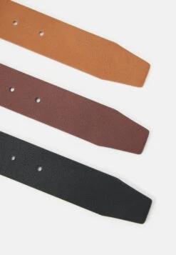 Pier One 3 Pack UnisexCinturaBlack/Brown/Cognac Uomo Cinture PI954D01N-Q11 -Negozio online Pier One Italia 5093dbbd357b48f4906cc633ff9bf4ec