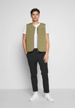 Pier One 5 PackT-Shirt BasicOlive/ White/ Navy /Yellow /Black Uomo T-shirt E Polo PI922O0GU-N11