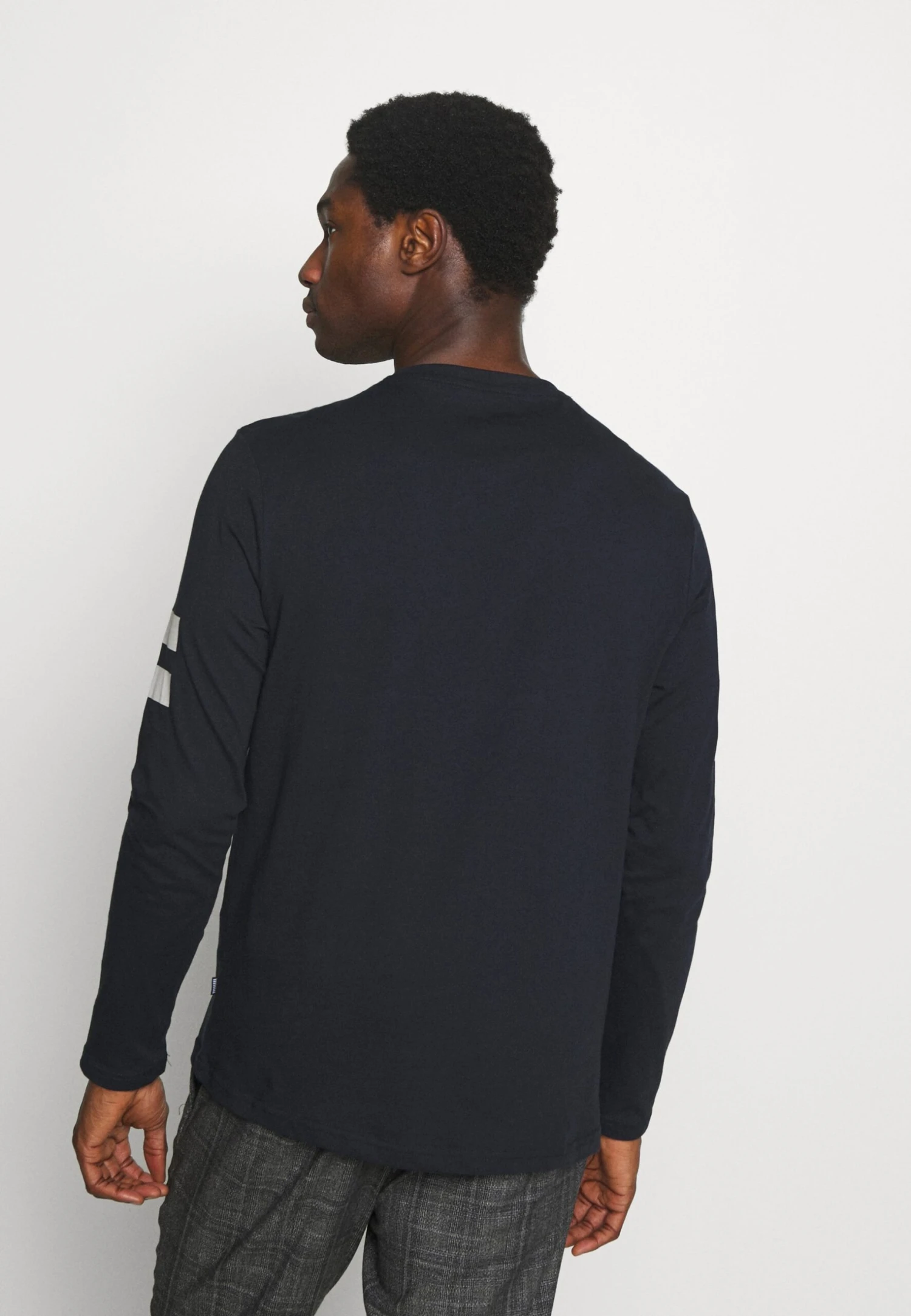 Pier One Maglietta A Manica LungaDark Blue Uomo T-shirt E Polo PI922O0R6-K11 3 Pier One Maglietta A Manica LungaDark Blue Uomo T-shirt E Polo PI922O0R6-K11 - immagine 3