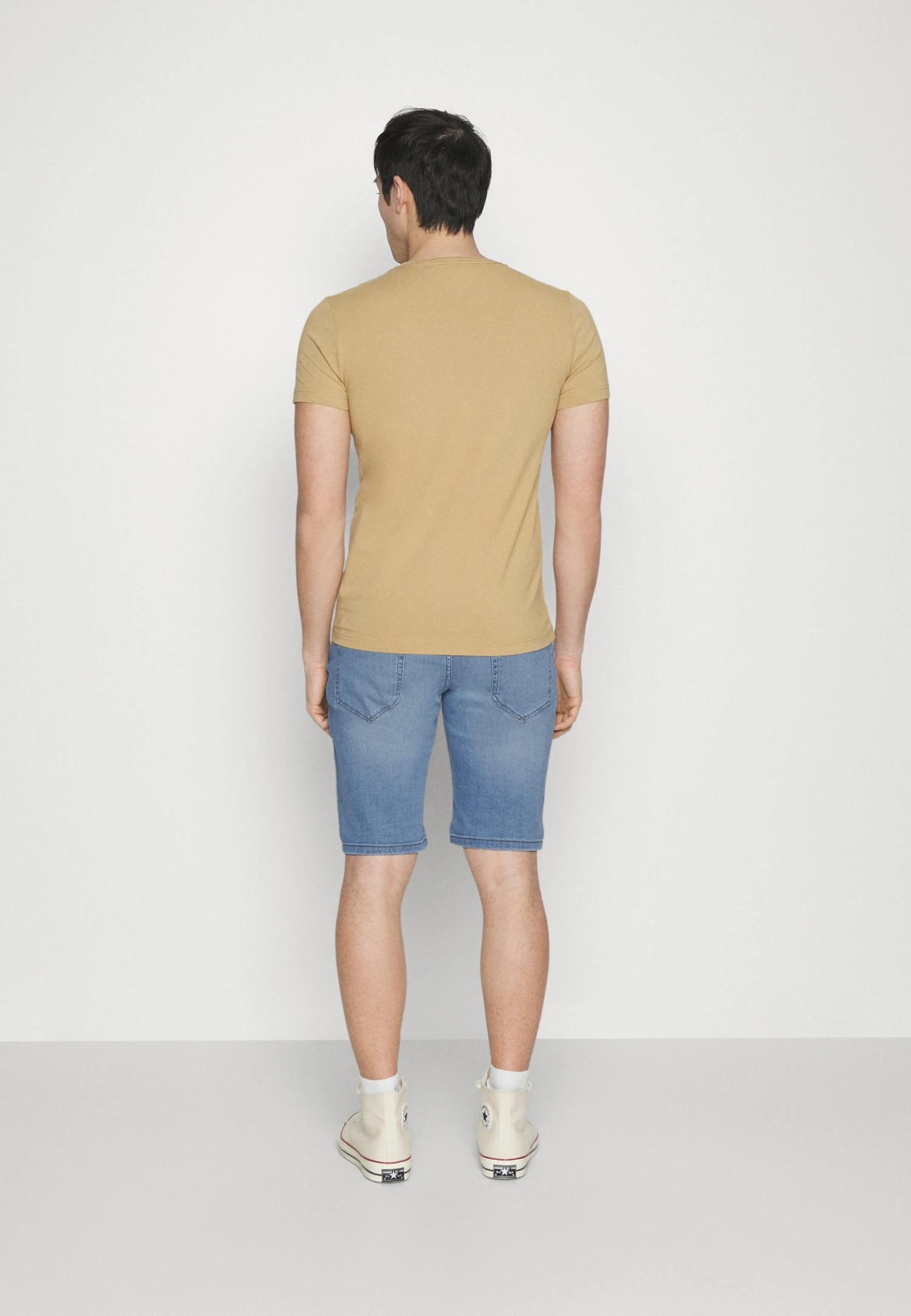 Pier One Shorts Di JeansLight Blue Denim Uomo Jeans PI922F05B-K11 3 Pier One Shorts Di JeansLight Blue Denim Uomo Jeans PI922F05B-K11 - immagine 3