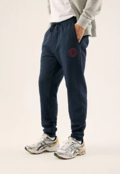 Pier One Pantaloni SportiviDark Blue Uomo Pantaloni PI922E05O-K11 -Negozio online Pier One Italia 5618c539a68d4dd39be294fcb1331f80