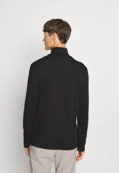 Pier One 3 PackMaglietta A Manica LungaBlack/Dark Grey/White Uomo T-shirt E Polo PI922O0UL-Q11 -Negozio online Pier One Italia 59cbf70e088141a5aca9fff5f179f6b6