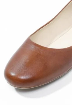 Pier One BallerineCognac Donna Ballerine PI911AA03-O11 -Negozio online Pier One Italia 5ae0df2b266344bc9a143b48892096f8