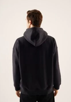 Pier One FelpaBlack Uomo Maglieria E Felpe PI922S0HD-Q11 -Negozio online Pier One Italia 5b84d2ba0745428089d65594bc9839b4