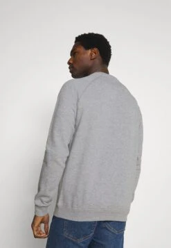 Pier One 3 PackFelpaBordeaux/Black/Grey Uomo Maglieria E Felpe PI922S0C0-G11 -Negozio online Pier One Italia 5f9ced6afa074cd799298bedb83080a9