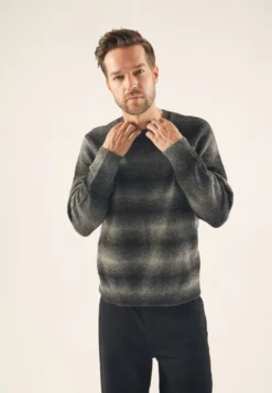 Pier One MaglioneBlack Uomo Maglieria PI922Q0BX-Q11