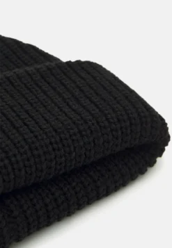 Pier One UnisexBerrettoBlack Donna Cappelli E Foulard PI954P00L-Q11 -Negozio online Pier One Italia 613938bc3e504c76bac51adb4a9575e7 scaled