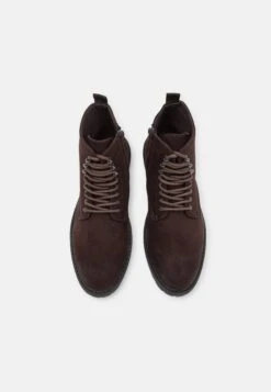 Pier One Stivaletti StringatiBrown Uomo Stivaletti/Stivali PI912K0C9-O11 -Negozio online Pier One Italia 68f7d5f4eefa4c85a1c4bcad1f198a14