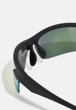 Pier One UnisexOcchiali Da SoleBlack Uomo Occhiali Da Sole PI954K033-Q11 6 Pier One UnisexOcchiali Da SoleBlack Uomo Occhiali Da Sole PI954K033-Q11 -Negozio online Pier One Italia 69cd574c9d65449d8133ee94fb41b8ad scaled