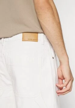 Pier One Carpenter Colored Twill Jeans A SigarettaOff-White Uomo Jeans PI922G04S-A11 15 Pier One Carpenter Colored Twill Jeans A SigarettaOff-White Uomo Jeans PI922G04S-A11 -Negozio online Pier One Italia 6ab9ac206d634ef2960024847cf7be03