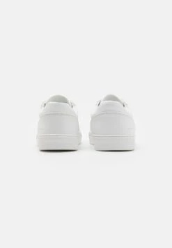 Pier One UnisexSneakers BasseWhite Uomo Sneaker PI915O02T-A11 -Negozio online Pier One Italia 6b955496c0324484a9c3215525ac1221