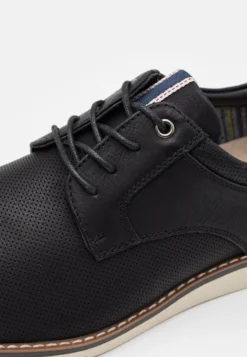 Pier One Stringate SportiveBlack Uomo Scarpe Con I Lacci PI912M0DV-Q11 -Negozio online Pier One Italia 6dfb94ab939645489e43bcbd4dd3ca46 scaled