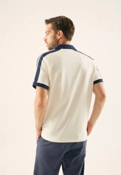 Pier One PoloOff-White Uomo T-shirt E Polo PI922P08B-A11 -Negozio online Pier One Italia 7179a2b285f2437387ce37b1c9fe4d44