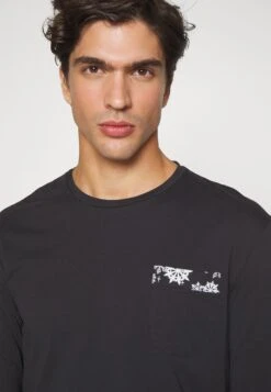 Pier One PigiamaBlack Uomo Per La Notte PI982M048-Q11 -Negozio online Pier One Italia 728cfb1d4bba4821be890aa2a924bc26