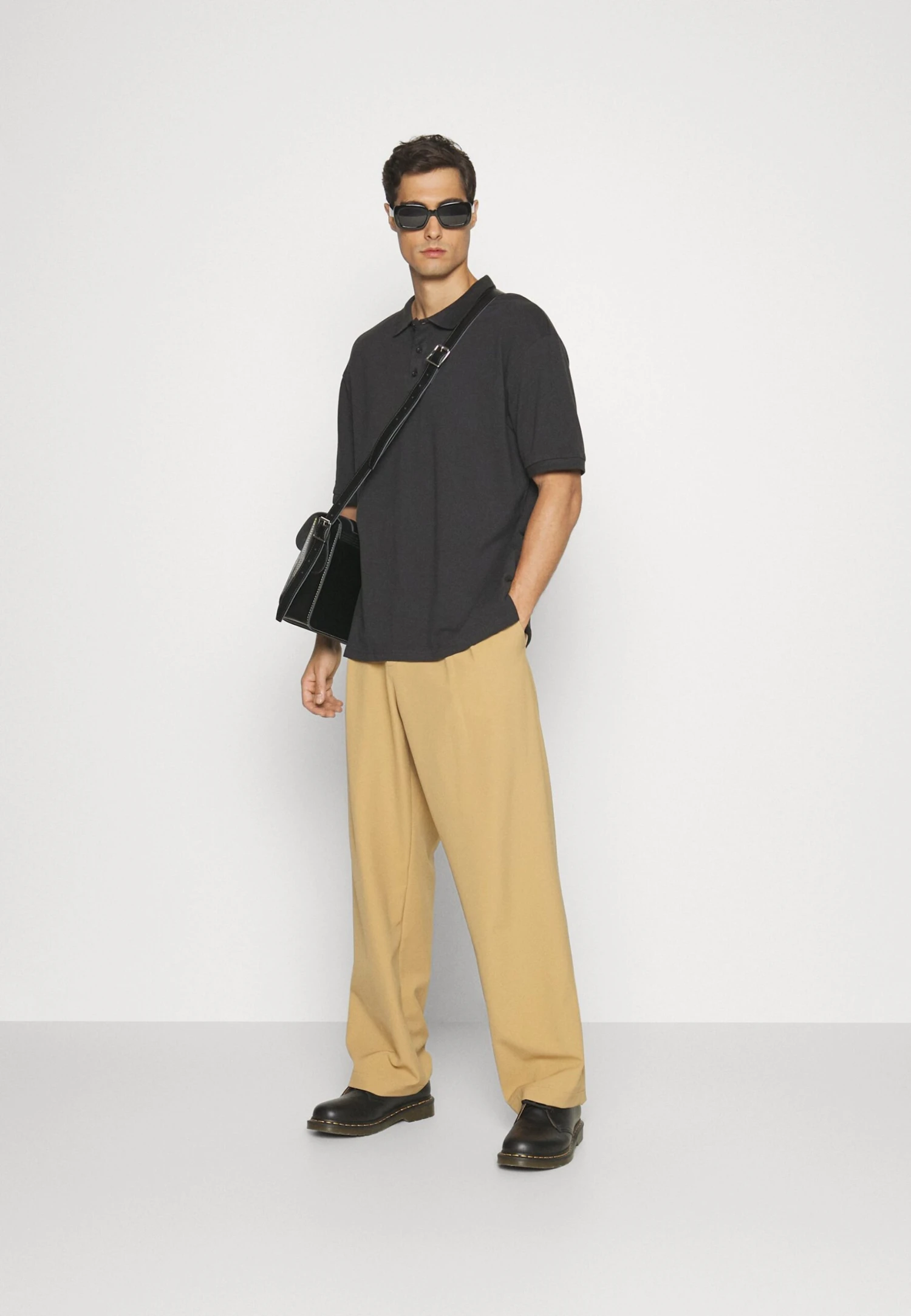 Pier One Polo Black Uomo T-shirt E Polo PI922P08F-Q11 2 Pier One Polo Black Uomo T-shirt E Polo PI922P08F-Q11 - immagine 2