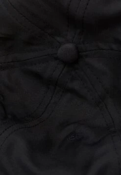 Pier One UnisexCappellino Black Donna Cappelli E Foulard PI954Q00K-Q11 -Negozio online Pier One Italia 781fccf059484bb1b6fb6ad3662517f3