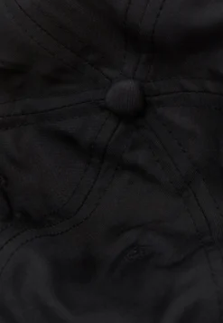 Pier One UnisexCappellino Black Donna Cappelli E Foulard PI954Q00K-Q11 -Negozio online Pier One Italia 781fccf059484bb1b6fb6ad3662517f3 scaled