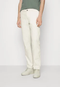 Pier One ChinoWhite Uomo Pantaloni PI922EA0O-A11
