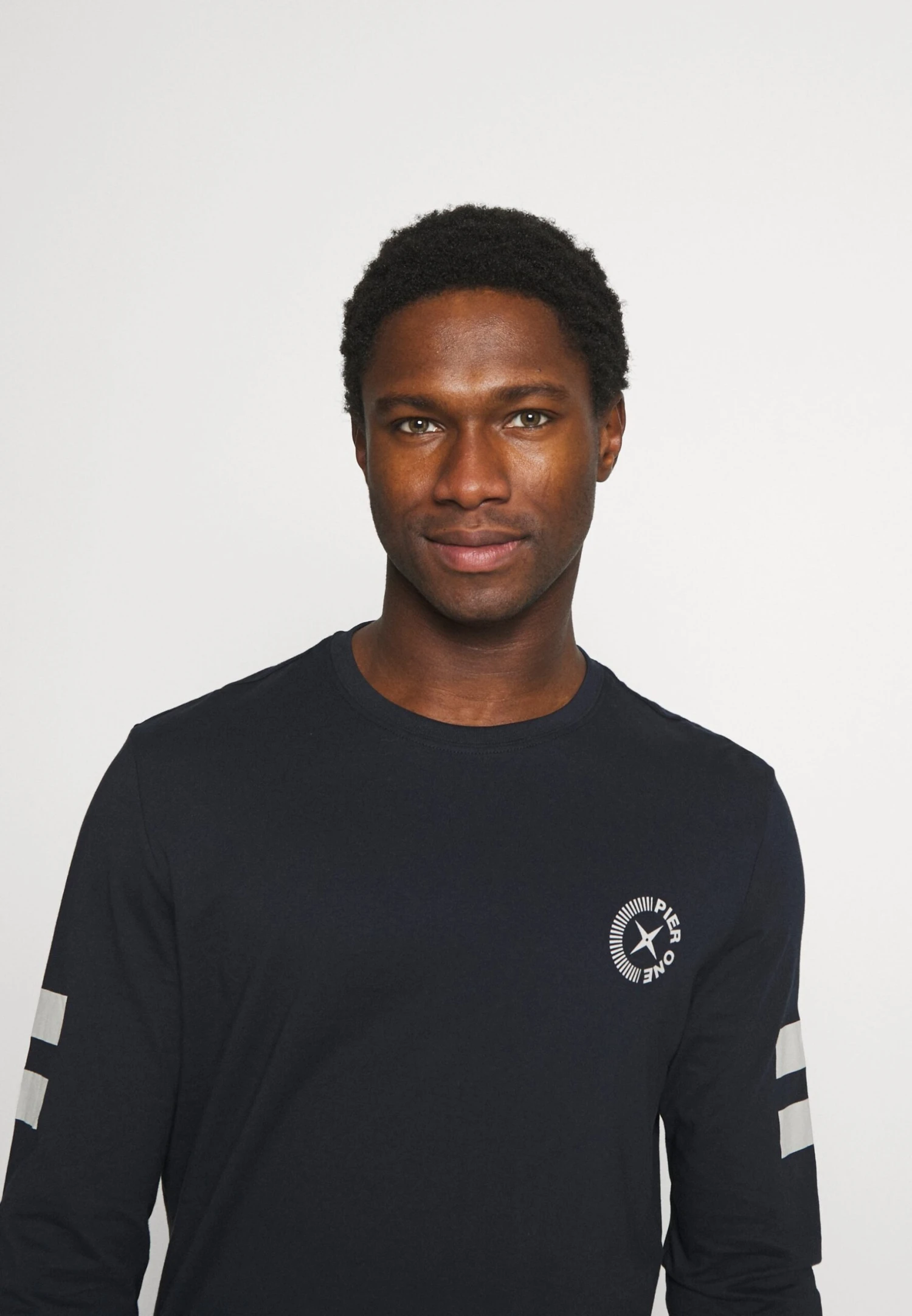 Pier One Maglietta A Manica LungaDark Blue Uomo T-shirt E Polo PI922O0R6-K11 4 Pier One Maglietta A Manica LungaDark Blue Uomo T-shirt E Polo PI922O0R6-K11 - immagine 4