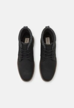 Pier One Stringate SportiveBlack Uomo Scarpe Con I Lacci PI912M0E4-Q11 -Negozio online Pier One Italia 8d1b634a715f424eadf018d47f071c1a